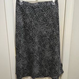 LOFT Black and white midi skirt size S - M